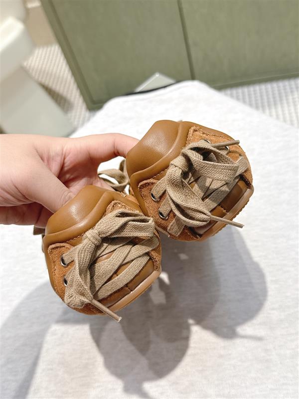 2025112716569719 310